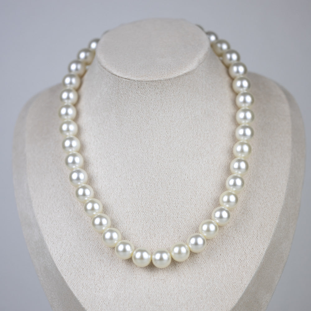 Einzigartige Perlenkette