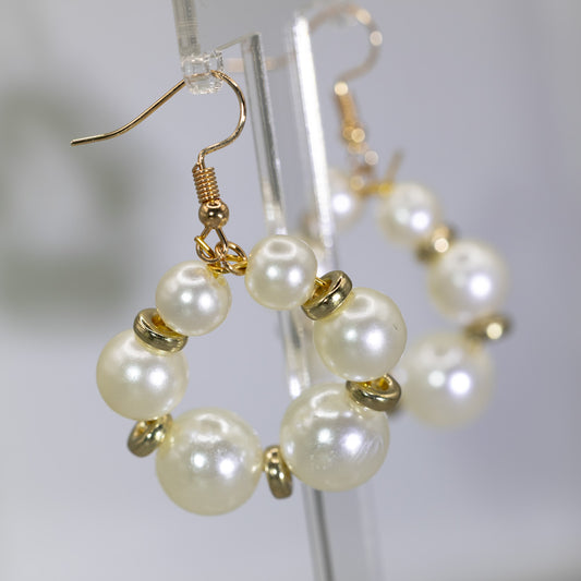 Pure Pearl Hoops – Creolen